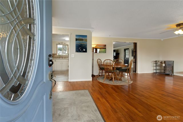 1108 20th Street NW, Puyallup, WA 98371