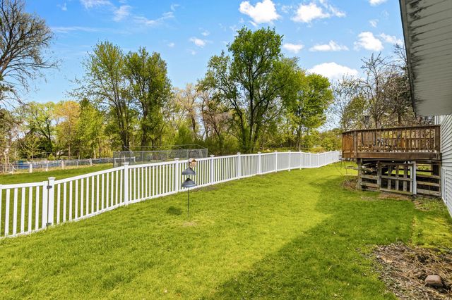 1387 Clarence Court, Saint Paul, MN 55106