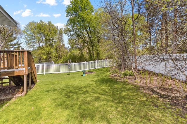 1387 Clarence Court, Saint Paul, MN 55106