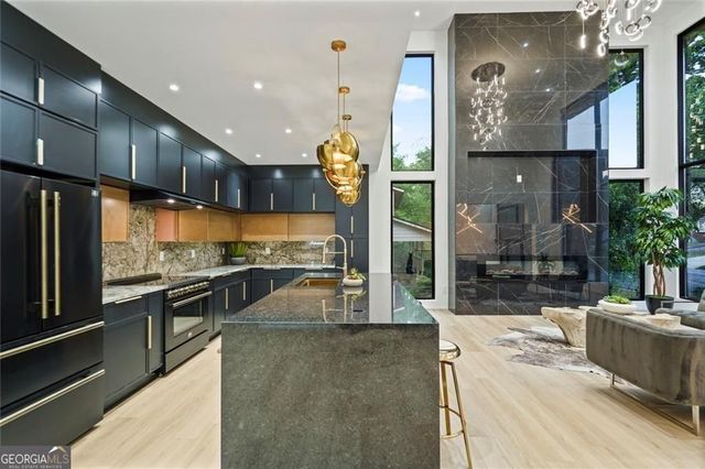 1625 Emerald Avenue SW, Atlanta, GA 30310