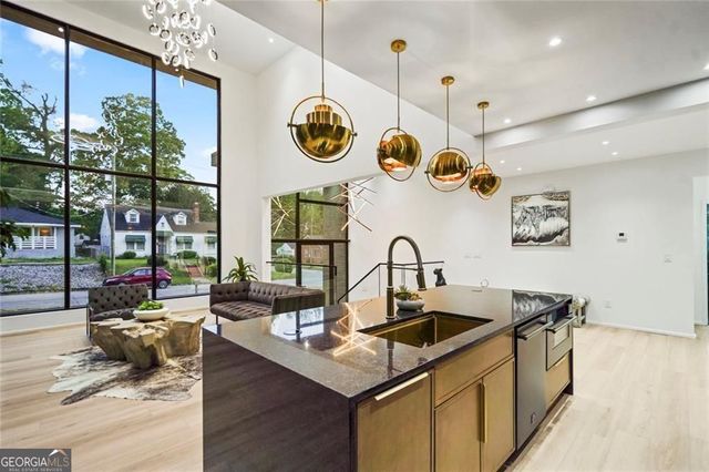 1625 Emerald Avenue SW, Atlanta, GA 30310