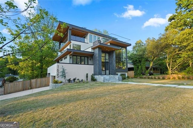 1625 Emerald Avenue SW, Atlanta, GA 30310