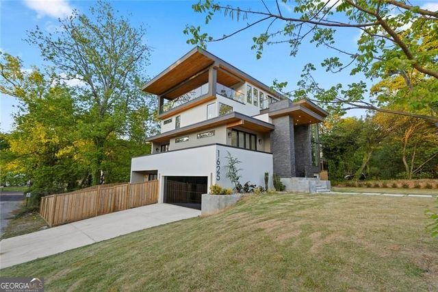 1625 Emerald Avenue SW, Atlanta, GA 30310