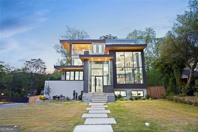 1625 Emerald Avenue SW, Atlanta, GA 30310