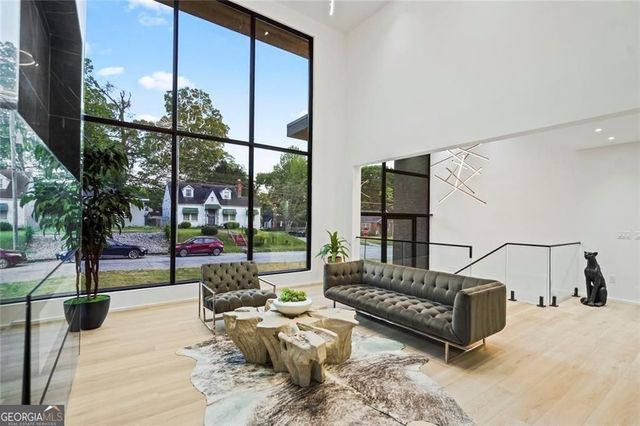 1625 Emerald Avenue SW, Atlanta, GA 30310
