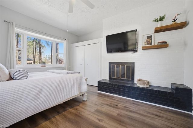 4073 Maple DR, Chesapeake, VA 23322