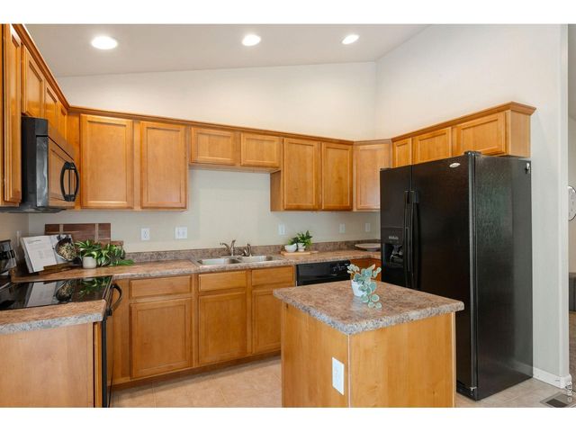 2255 Sopris Cir, Loveland, CO 80537