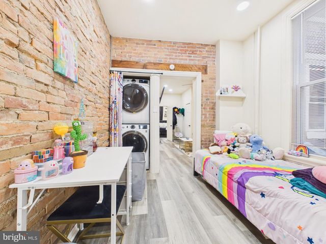 118 CUMBERLAND ST, Harrisburg, PA 17102