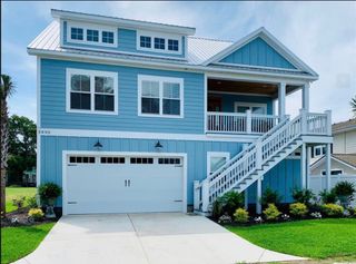 587 Gilmore Ave., Murrells Inlet, SC 29576