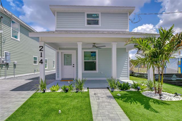 214 8TH AVENUE DRIVE W, Bradenton, FL 34205