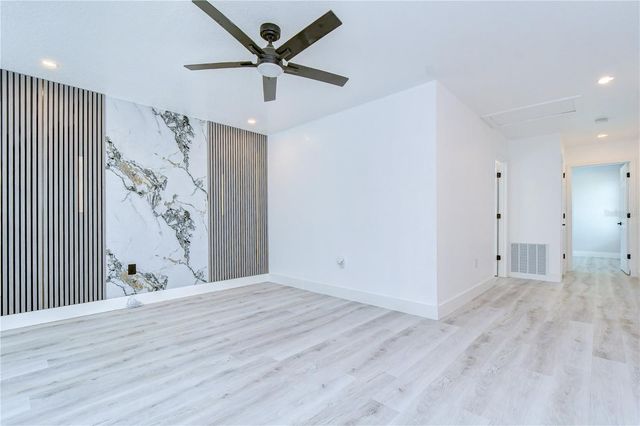 214 8TH AVENUE DRIVE W, Bradenton, FL 34205