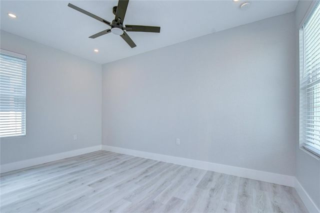 214 8TH AVENUE DRIVE W, Bradenton, FL 34205