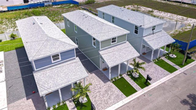 214 8TH AVENUE DRIVE W, Bradenton, FL 34205