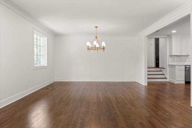 1206 Peter Pan Road, Lookout Mountain, GA 30750