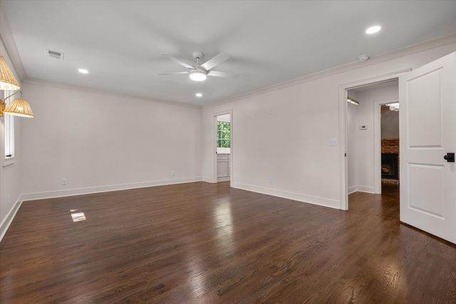 1206 Peter Pan Road, Lookout Mountain, GA 30750