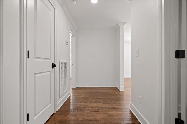 1206 Peter Pan Road, Lookout Mountain, GA 30750