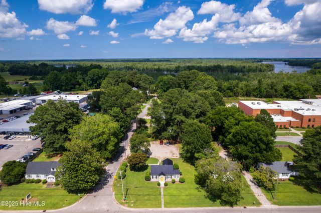 1250 N Road Street, Elizabeth City, NC 27909