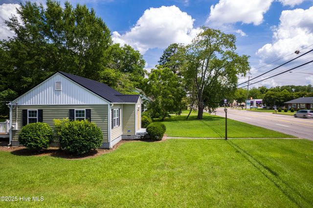1250 N Road Street, Elizabeth City, NC 27909