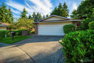 24827 9th Place S, Des Moines, WA 98198