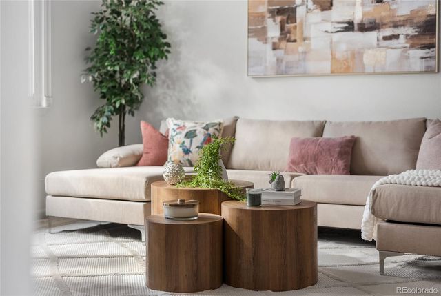 3649 S Killarney Street, Aurora, CO 80013