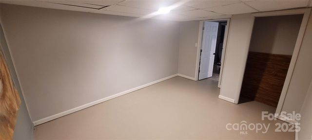 2696 Tablerock Road, Lenoir, NC 28645