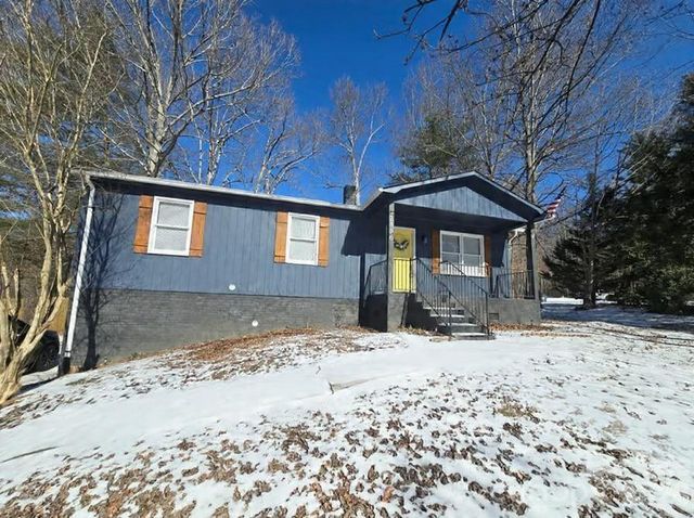 2696 Tablerock Road, Lenoir, NC 28645