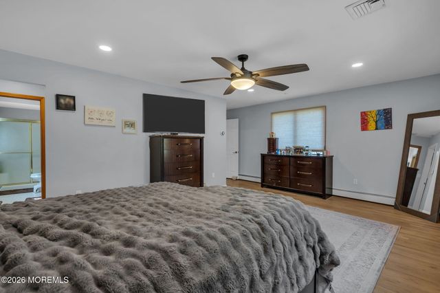 118 Joanna Drive, Toms River, NJ 08753