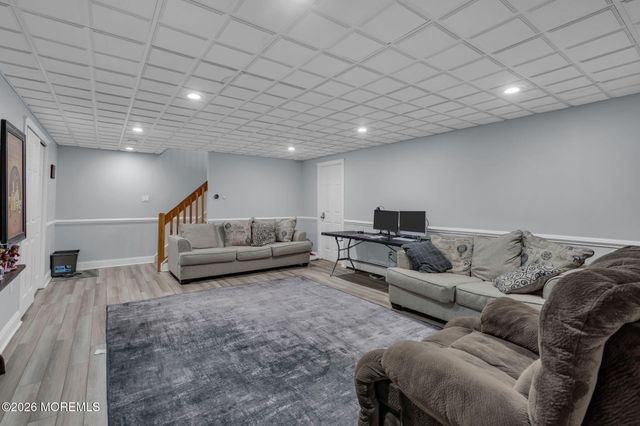 118 Joanna Drive, Toms River, NJ 08753