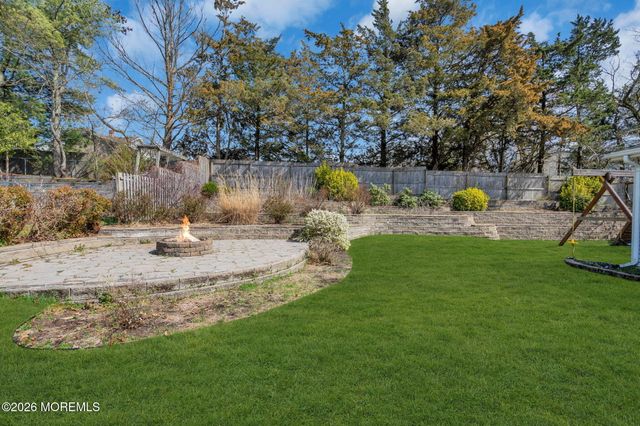 118 Joanna Drive, Toms River, NJ 08753