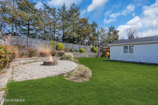 118 Joanna Drive, Toms River, NJ 08753