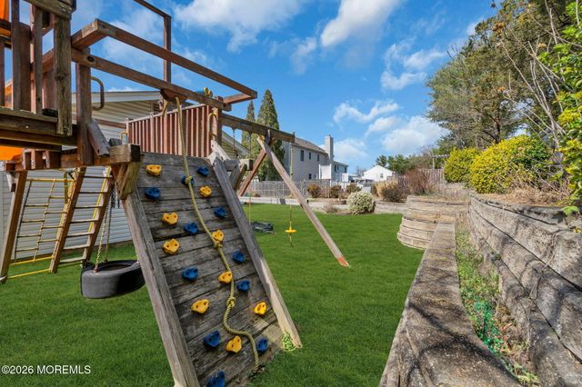 118 Joanna Drive, Toms River, NJ 08753