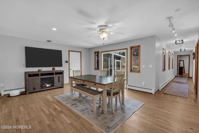 118 Joanna Drive, Toms River, NJ 08753