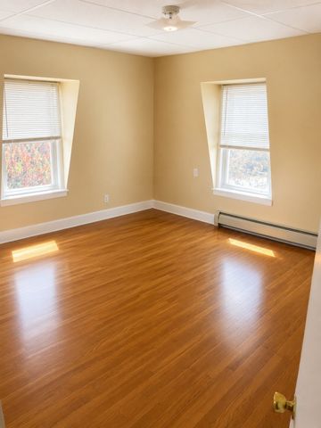35 Inman St., 3, Cambridge, MA 02139