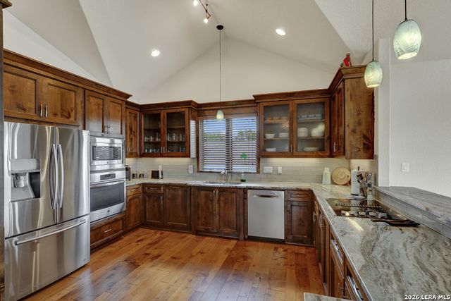 2550 Colleen, Canyon Lake, TX 78133