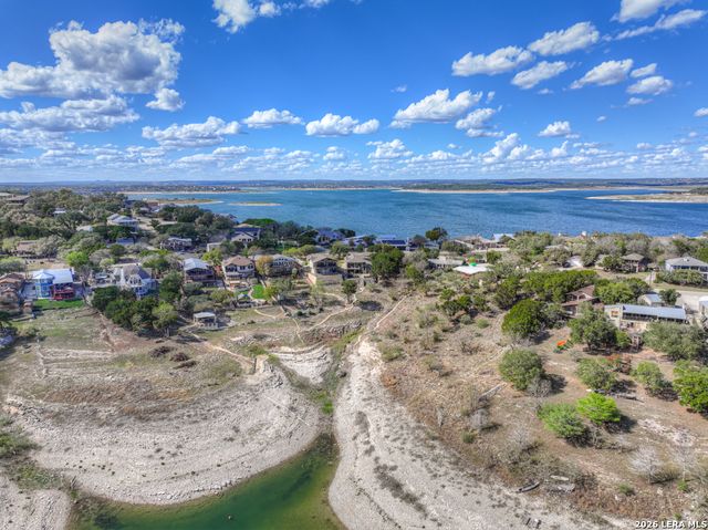 2550 Colleen, Canyon Lake, TX 78133