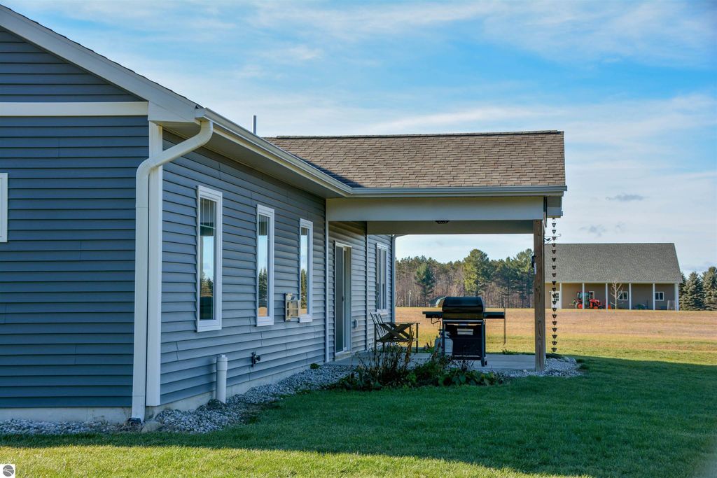 Image 53 of property listing at 5597 Timber Flats Drive, Kingsley, MI 49649