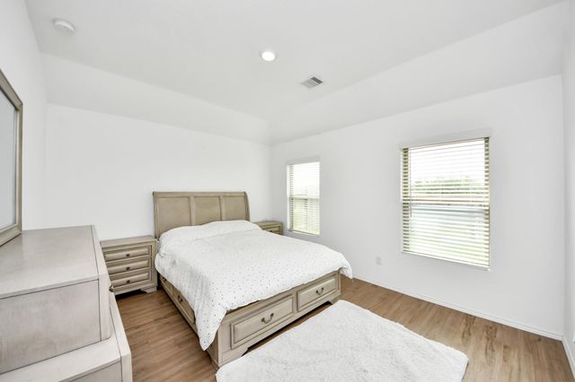 4223 Palmetto Grove Lane, Baytown, TX 77521