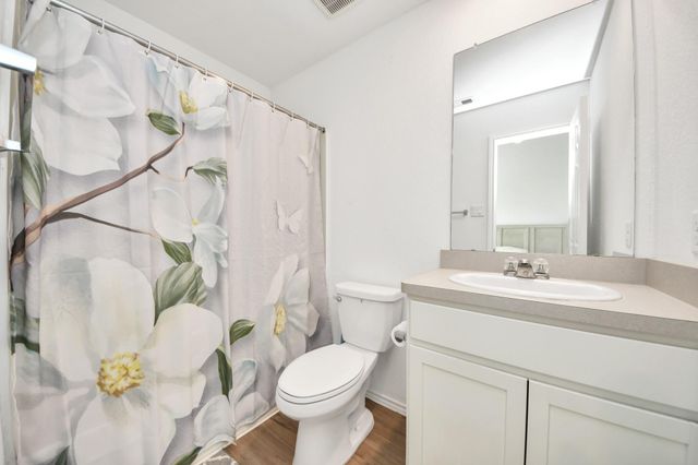 4223 Palmetto Grove Lane, Baytown, TX 77521