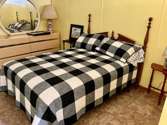 1891 ENGLEWOOD ROAD 60, Englewood, FL 34223