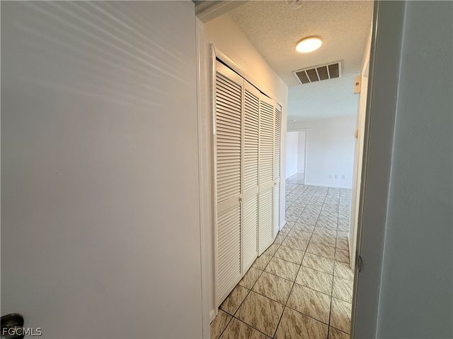 1912 SE 8th AVE, Cape Coral, FL 33990