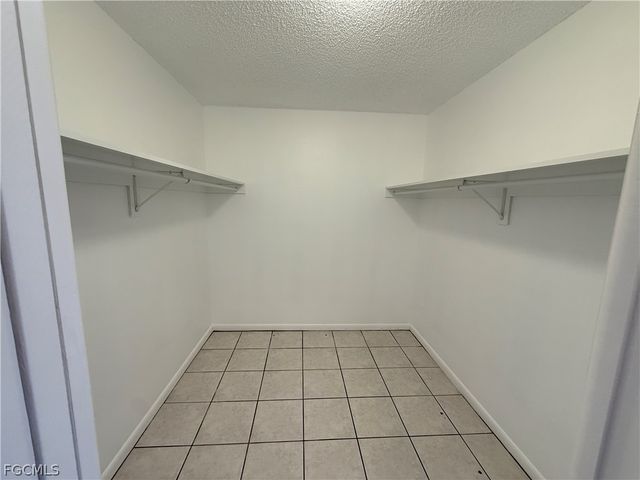 1912 SE 8th AVE, Cape Coral, FL 33990