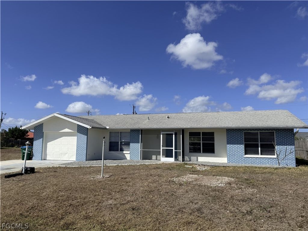 1912 SE 8th AVE, Cape Coral, FL 33990