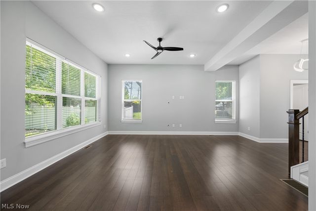 3675 Washington Park Boulevard, Newburgh Heights, OH 44105