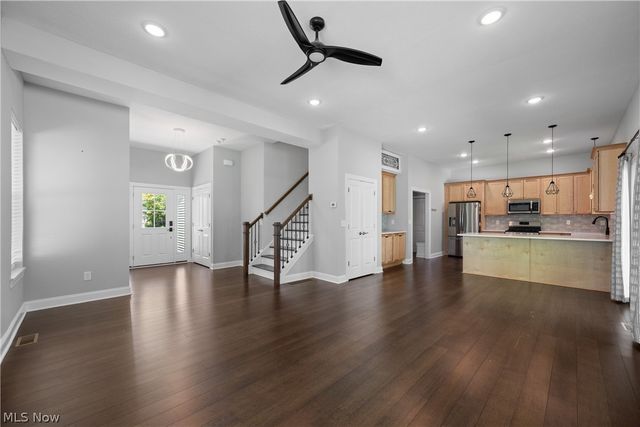 3675 Washington Park Boulevard, Newburgh Heights, OH 44105