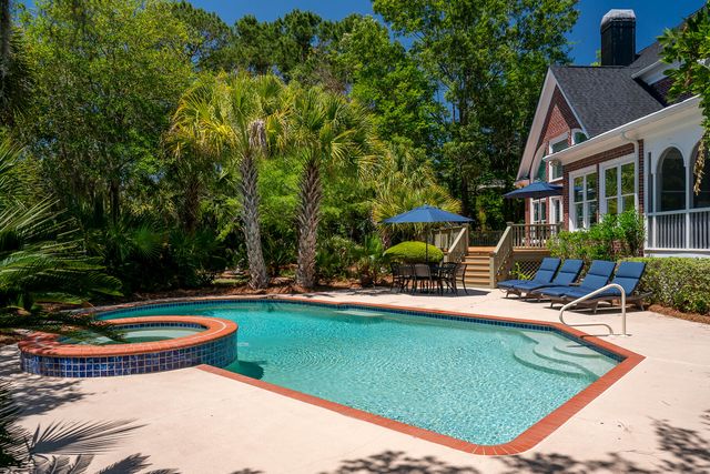 3158 Pignatelli Crescent, Mount Pleasant, SC 29466