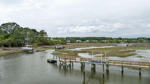 3158 Pignatelli Crescent, Mount Pleasant, SC 29466
