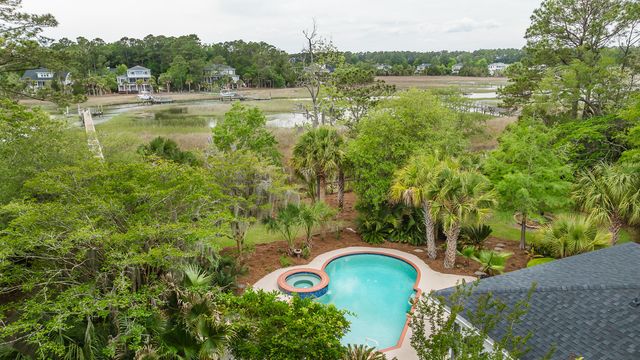 3158 Pignatelli Crescent, Mount Pleasant, SC 29466