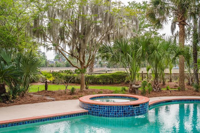 3158 Pignatelli Crescent, Mount Pleasant, SC 29466