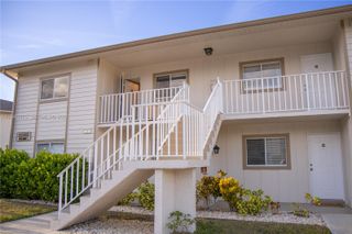 2385 Naples Trace Cir 5, Naples, FL 34109