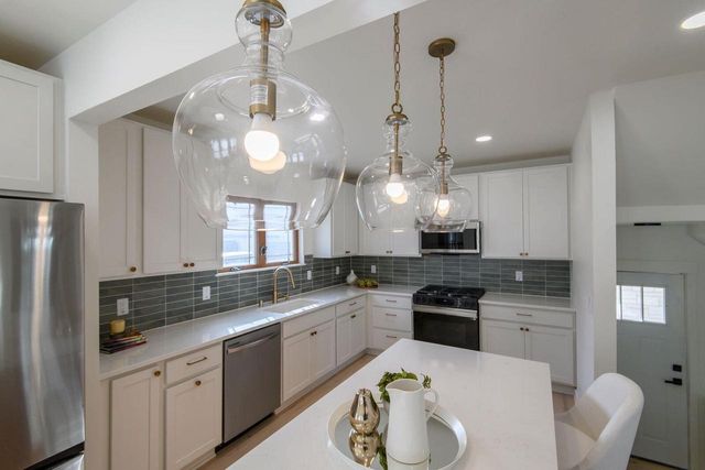 5821 W Wells STREET, Wauwatosa, WI 53213